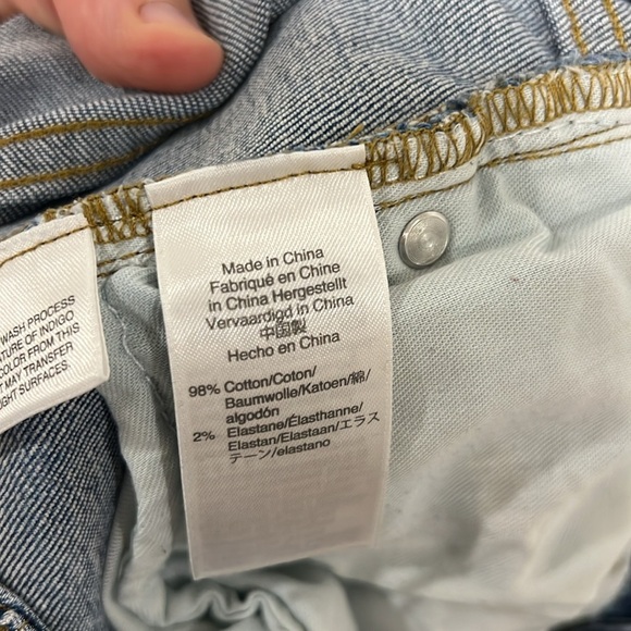 J. Crew Slim Broken-in Boyfriend Patchwork Distressed Blue Denim Jeans Size 27 - Picture 9 of 10